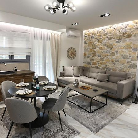 La Larissa Luxury Apartments Trekke エクステリア 写真